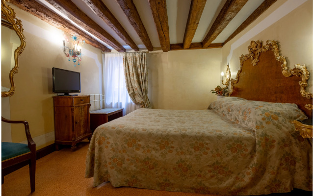 San Moisè Hotel