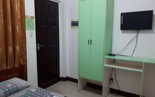 OYO 706 Bt Realty