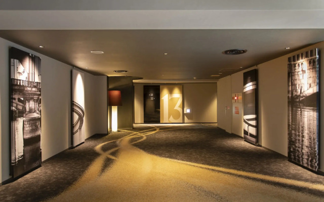 Cross Hotel Osaka
