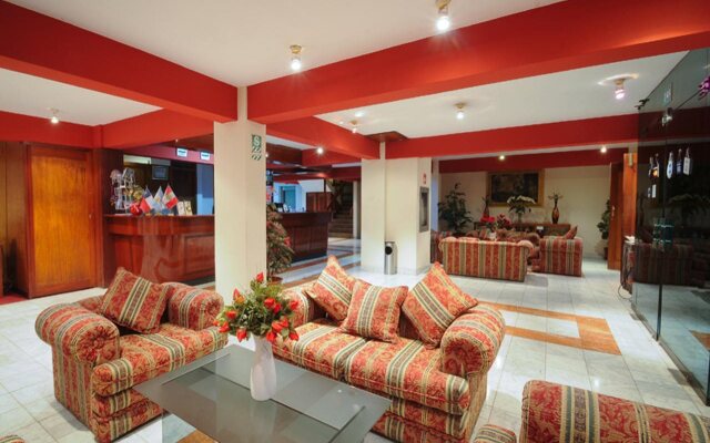 Qarmenqa Hotel