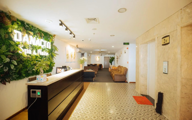 Danaciti Hotel