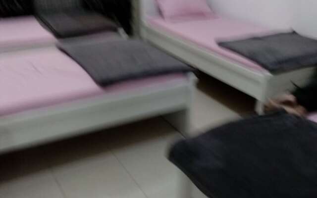 Royce Youth Hostel