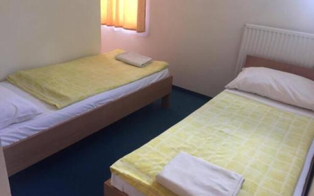 City Hotel