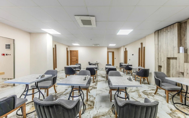 The Business Class Hotel