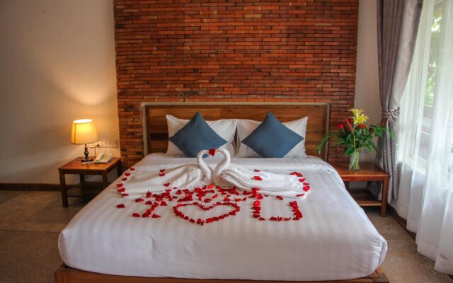 Rain Sey Angkor Art and Home