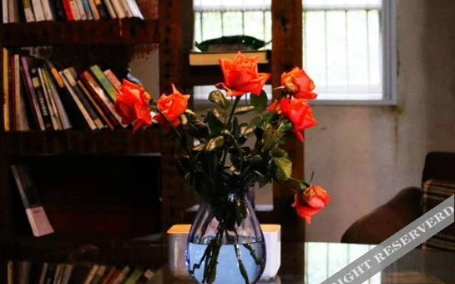 No. 73, Xiwuli · Moganshan French Light Luxury Courtyard Family-friendly Boutique Accommodation