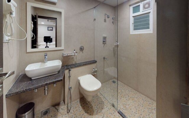 37th Crescent Boutique Suites