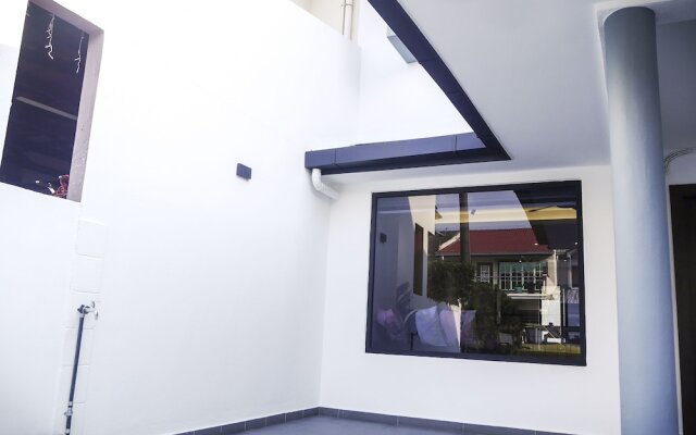 3BR Vacation Home at PJS7 Bandar Sunway