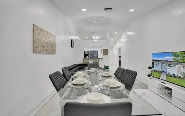 The Lake House in Fort Lauderdale