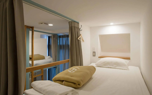 The Next Door - Hostel