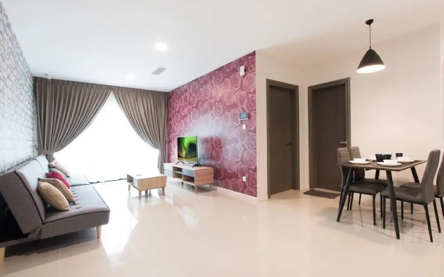 Modern, High Floor Suasana Suites 05 in JB – Guest Rooms – Johor Bahru