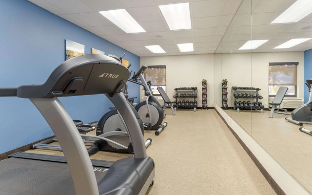 Comfort Inn & Suites