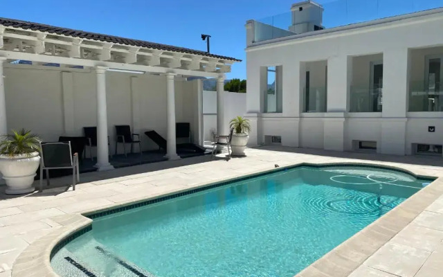 7 Bedroom Livadia Pallace