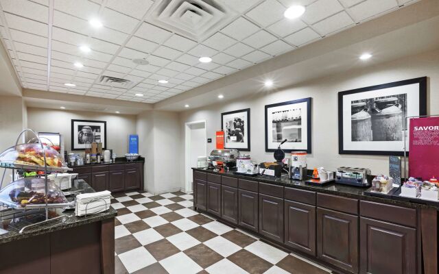 Hampton Inn & Suites Shreveport/Bossier City Airline Drive