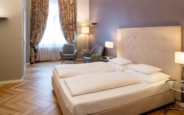 Boutique Hotel Dom - Rooms & Suites