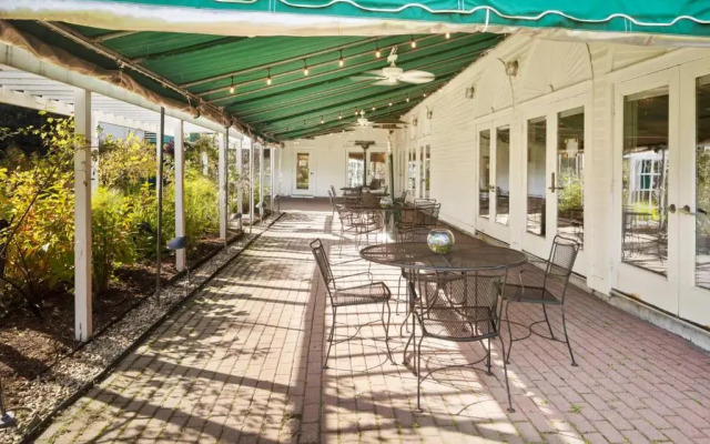 The Harraseeket Inn & Event House Freeport Downtown