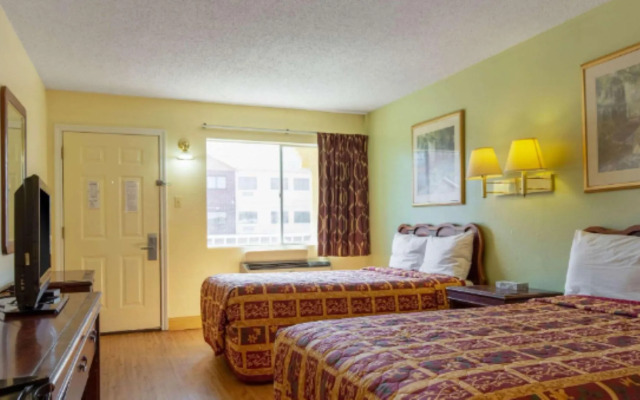 Econo Lodge Waco North I-35