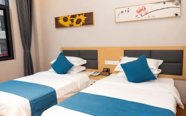 Shengyue Shiguan Holiday Inn — 2-star hotel in Anqing