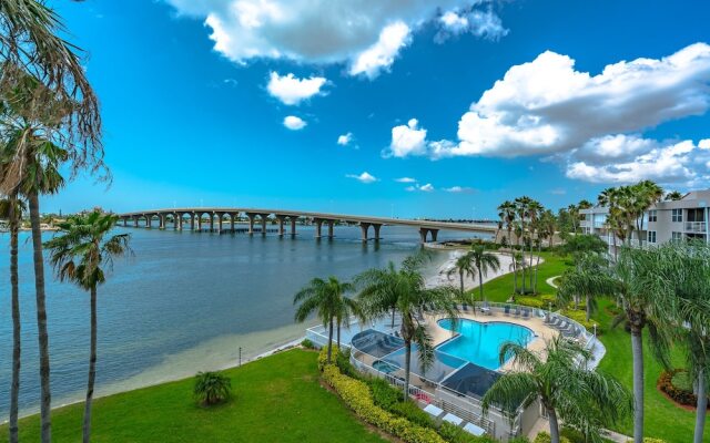 Bahia Vista by VTrips