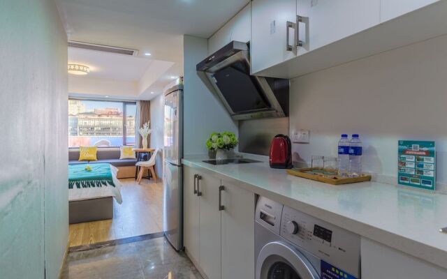 Candice Hotel Apartment