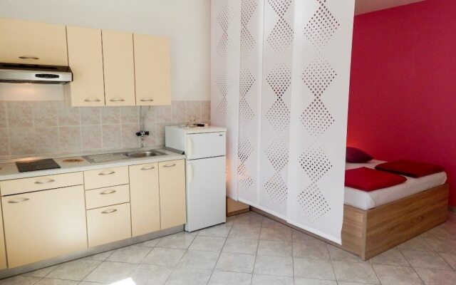 Apartments Valentić 1304