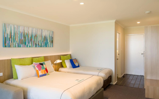 A1 Motels Port Fairy Motel and Apartments – Guest Rooms – Port Fairy