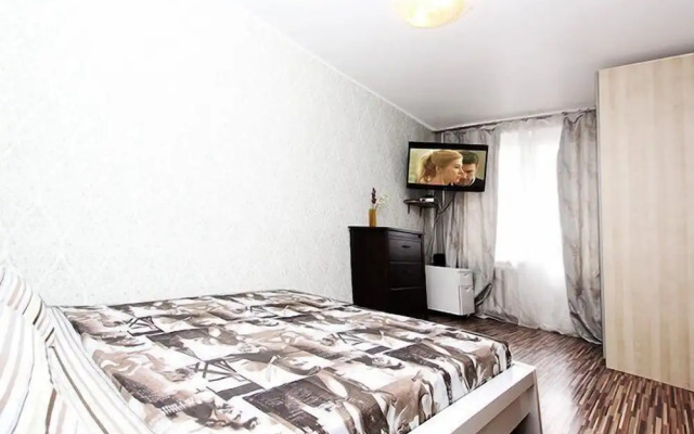 ApartLux Tretyakovskaya
