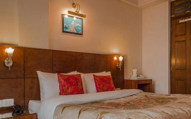 Hotel Shangri-La Regency