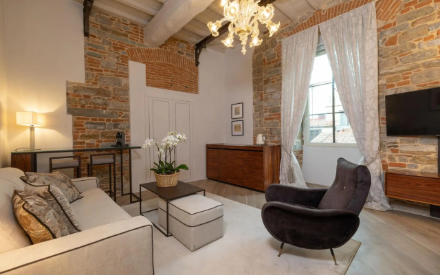 Donati Luxury Tower Suites