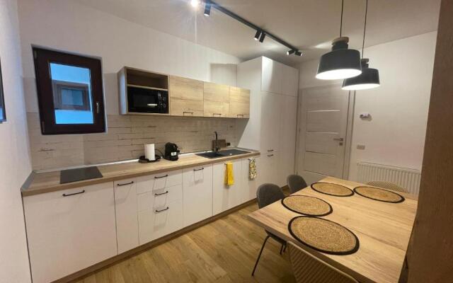 Pine Tree Residence