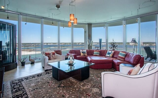 Crcph02 3 Bedroom Condo