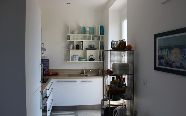 T2 45 M Near Coast Of The Basques