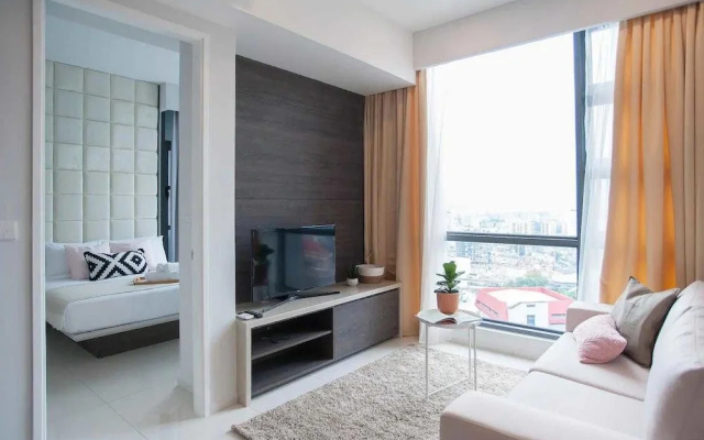 The Robertson Residence Bukit Bintang by Stayshare Homes