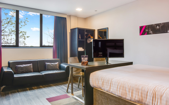 Roomzzz Chester City