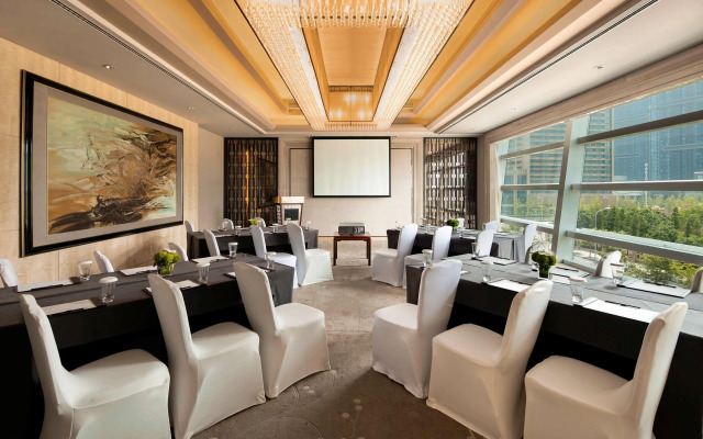 Hilton Dalian
