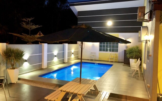 H & H Guest House (Melaka Homestay) 马六甲晋巷民宿