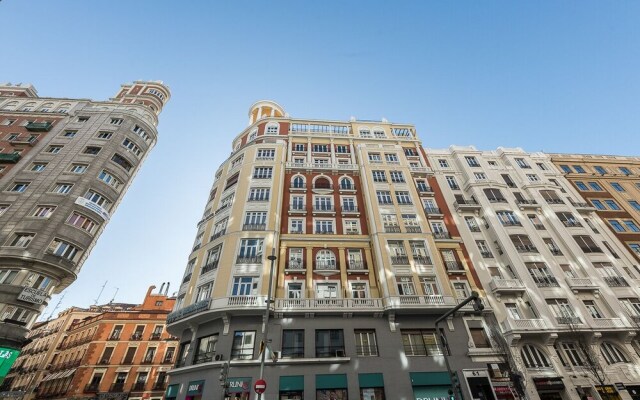 Home Club Gran Via Apartments