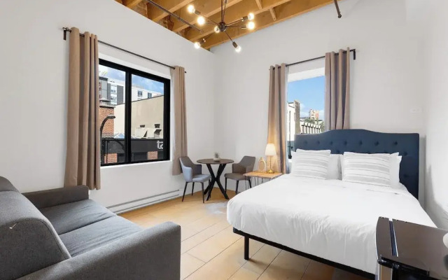 The Little Prince Rooms-Old Montreal