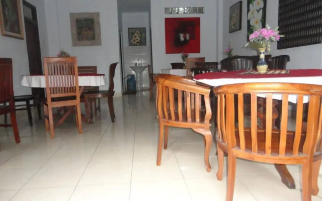 Warsa's Garden Bungalows And Spa