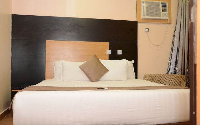 Warri Wetland Hotel