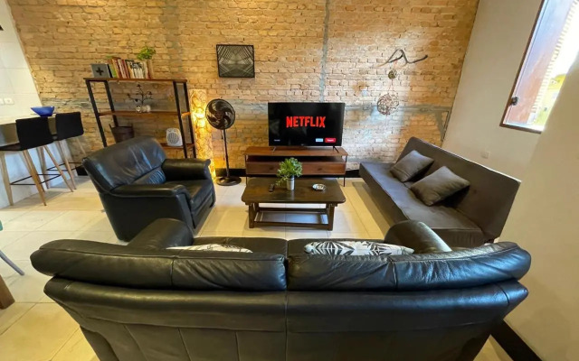 Casa inteira wifi 300MB vila privada 6 hóspedes