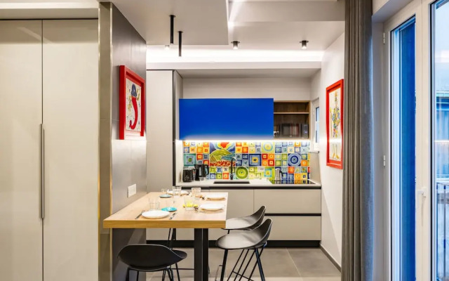 Pop House in the Heart of Sanit