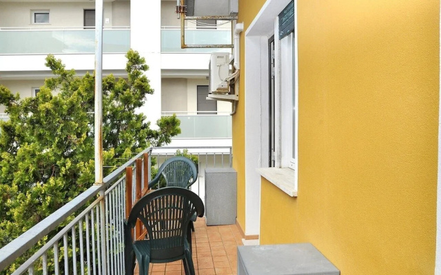 Peaceful Apartment few Steps From the City Center