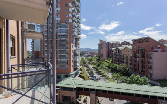Bright Apartment near Parco Dora