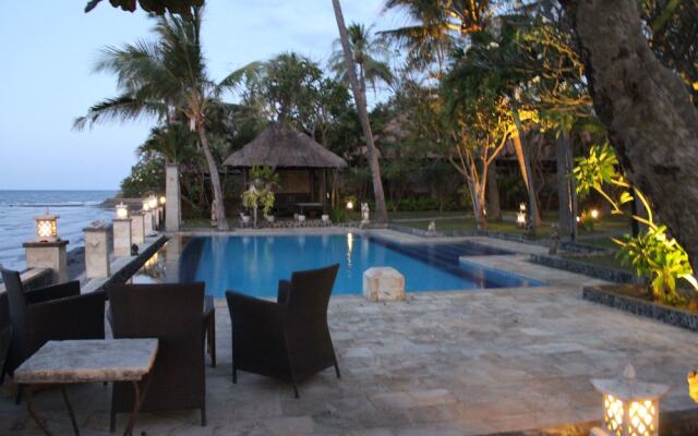 The Ning Beach & Villa