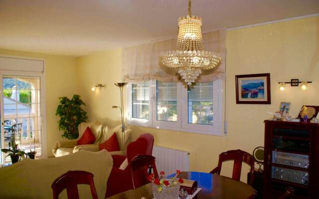 CUBELLES HLCLUB House