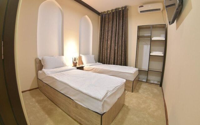 Mulberry Hotel