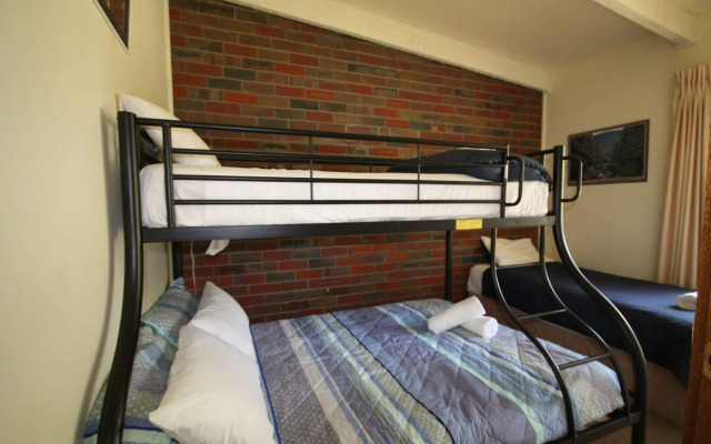 Halls Haven Holiday Units