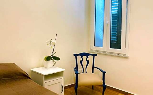 Alemar Bed  Breakfast