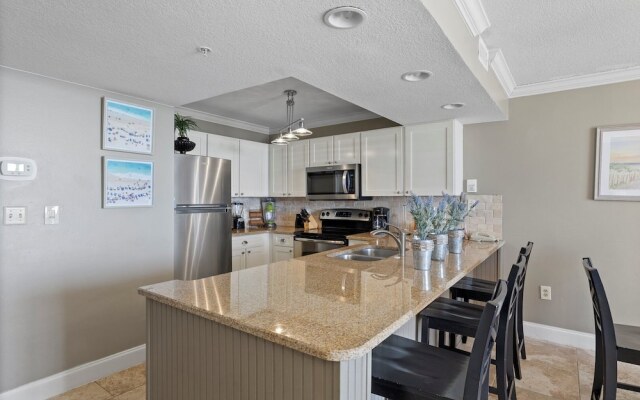 Pelican Beach 1709 1 Bedroom Condo